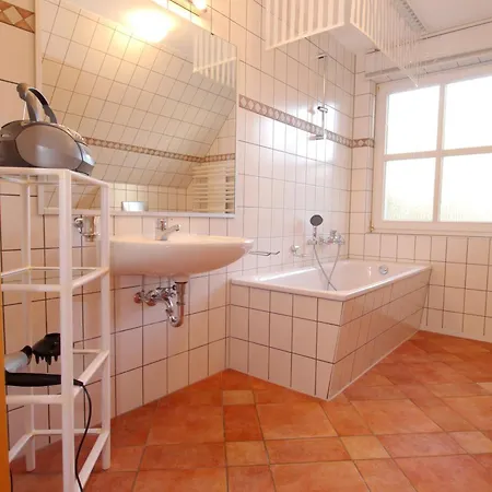 בית נופש Kranichrast Haus 11 זינקסט