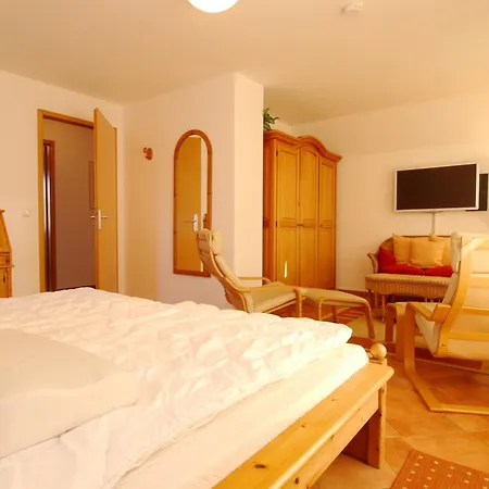 Kranichrast Haus 11 *