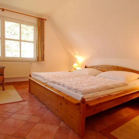 Kranichrast Haus 11 * זינקסט