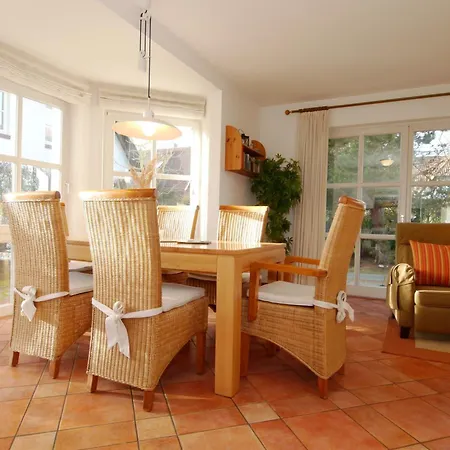 Kranichrast Haus 11 בית נופש